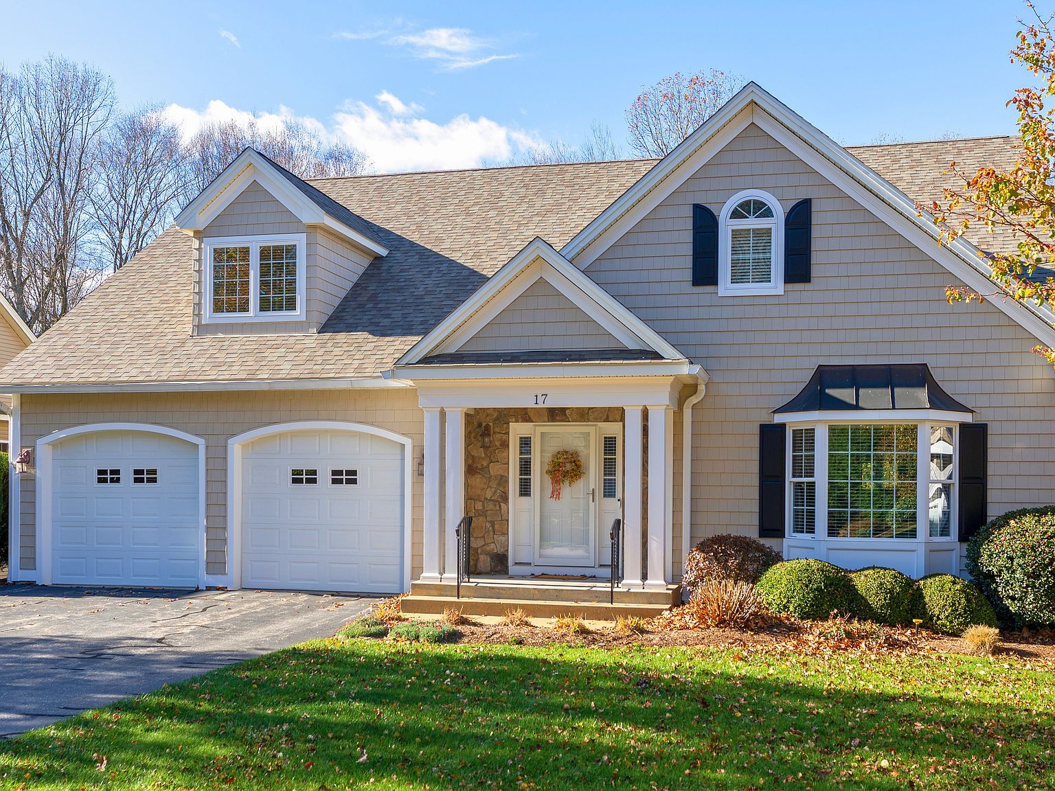 17 Autumn Ln #17 Glastonbury, CT 06033 - Thumbnail 2