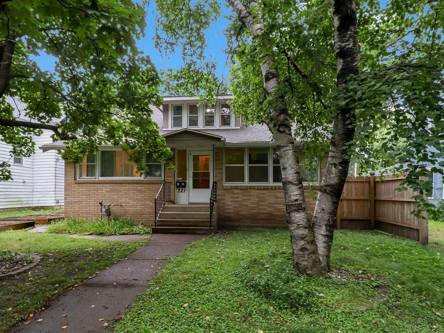 221 3rd Ave NE Saint Cloud, MN 56304 - Thumbnail 2