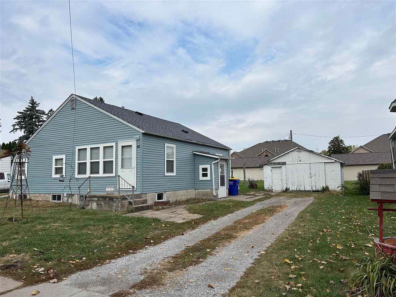 420 W Zeller St North Liberty, IA 52317 - Thumbnail 2