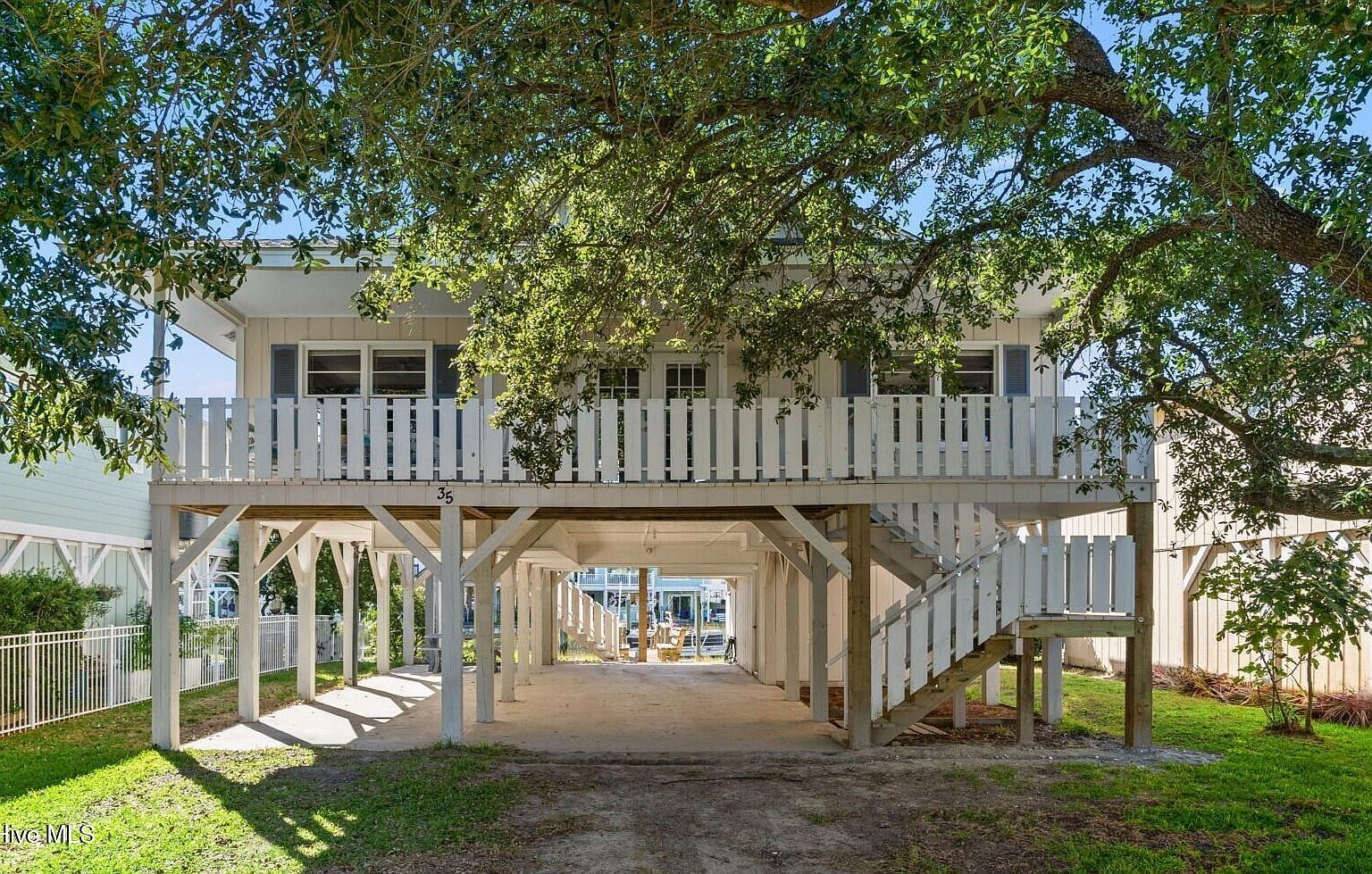 35 Monroe St Ocean Isle Beach, NC 28469 - Thumbnail 2