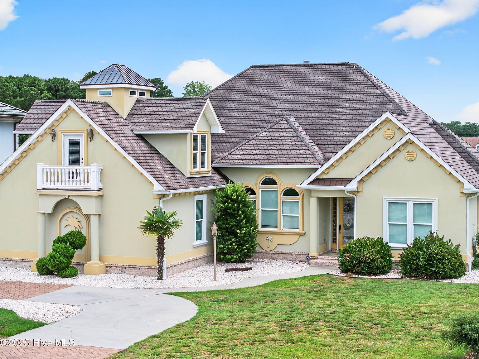 1019 Ridgewood Dr North Myrtle Beach, SC 29582 - Thumbnail 2