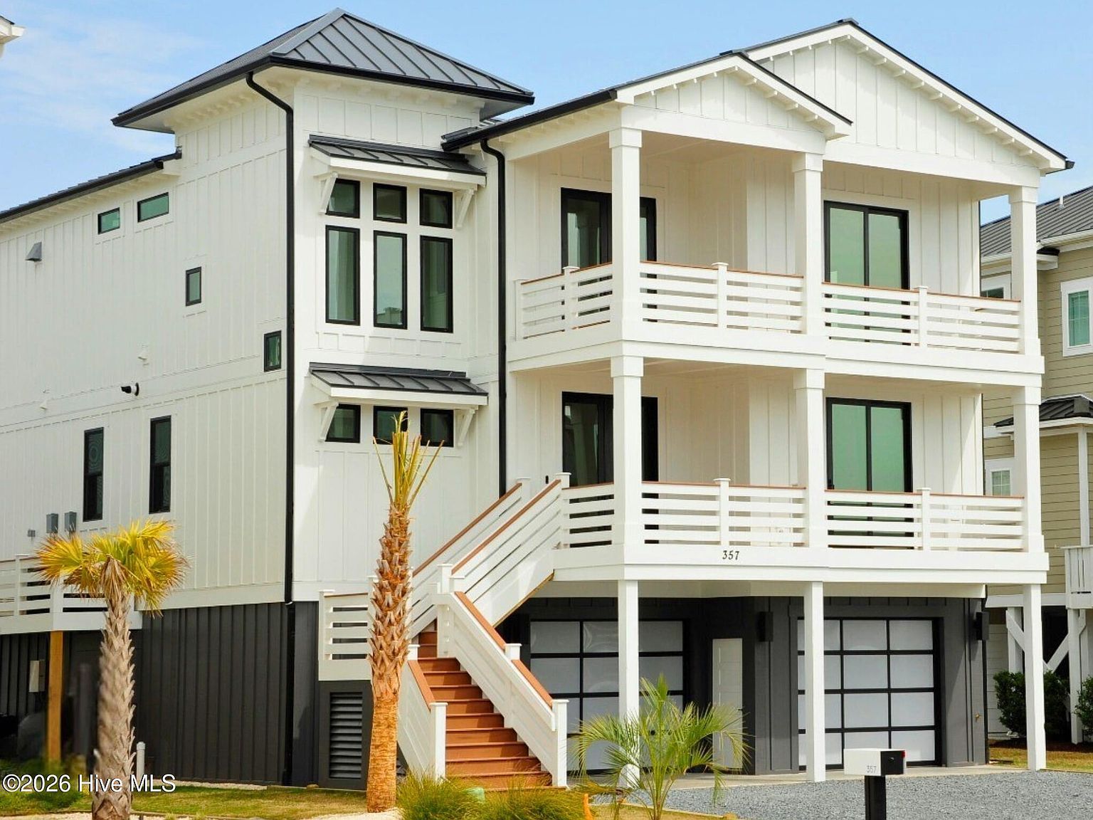 357 E 2nd St Ocean Isle Beach, NC 28469 - Thumbnail 2