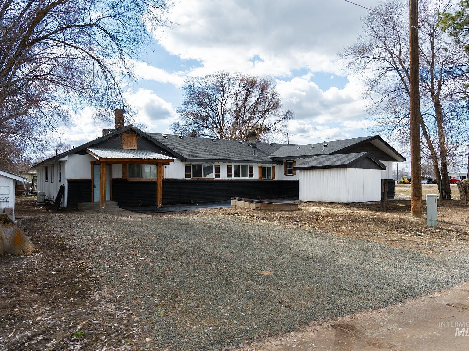 385/383 Bass St Ontario, OR 97914 - Thumbnail 2