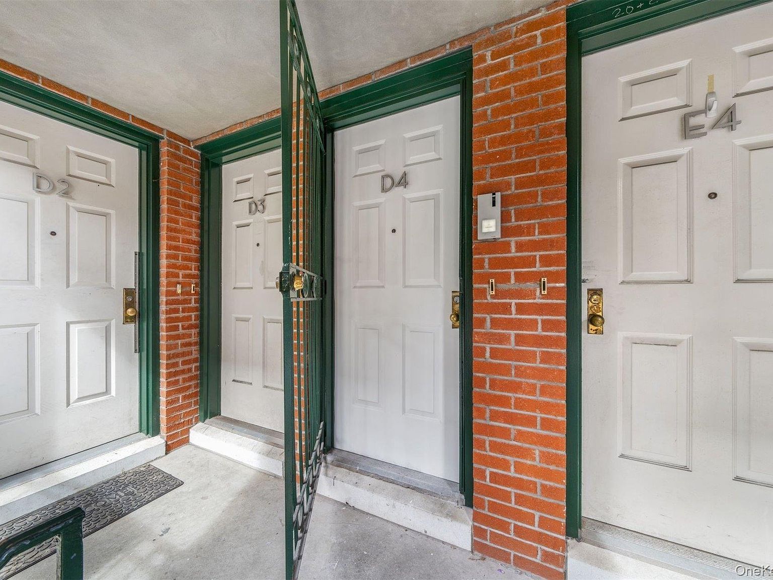 383 E 10th St #D4 New York, NY 10009 - Thumbnail 2