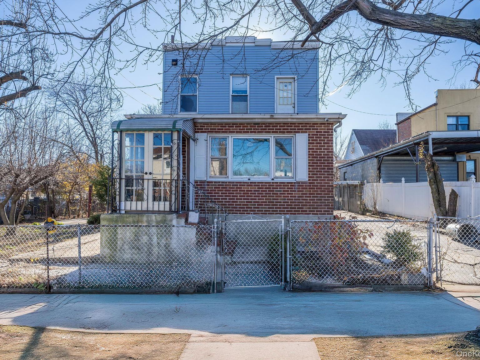 2214 Hermany Ave Bronx, NY 10473 - Thumbnail 2