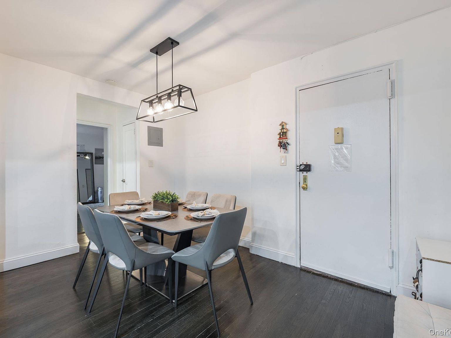 84-01 Main St #527 Jamaica, NY 11435 - Thumbnail 2