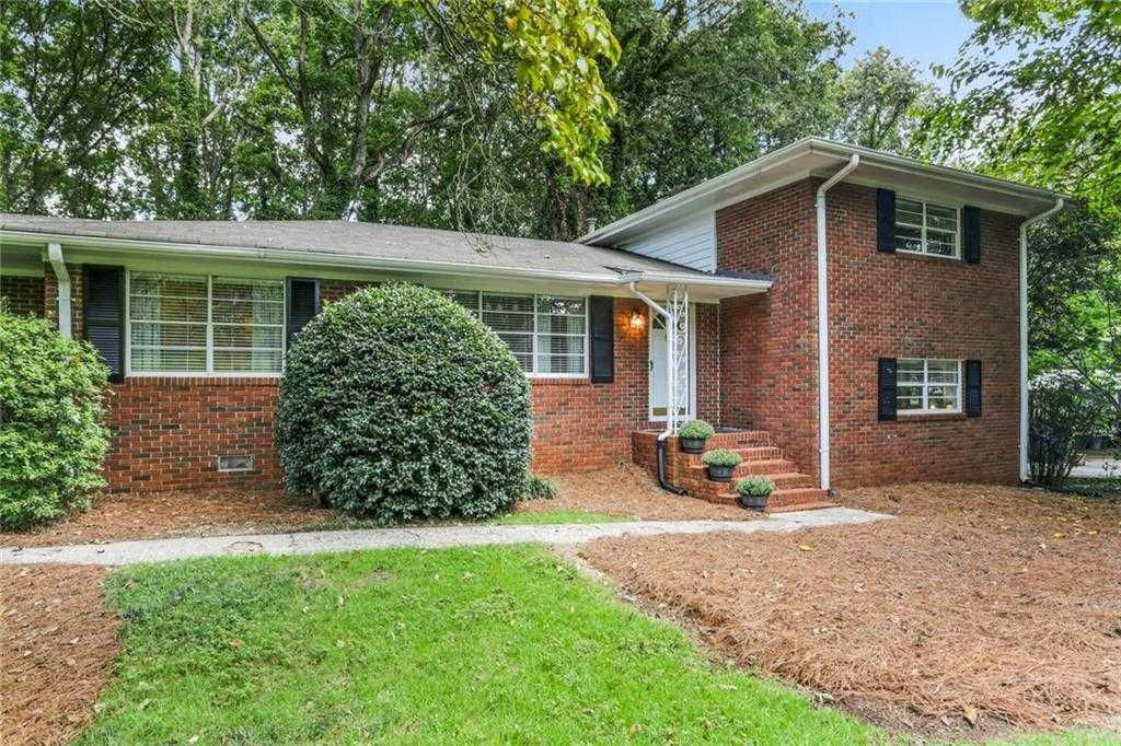 2474 Powers Ferry Drive Southeast, Marietta, GA, USA, 30067  | Single Family