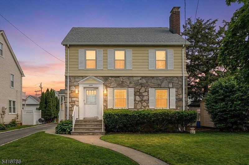 2849 Verona Ave Linden, NJ 07036 - Thumbnail 2