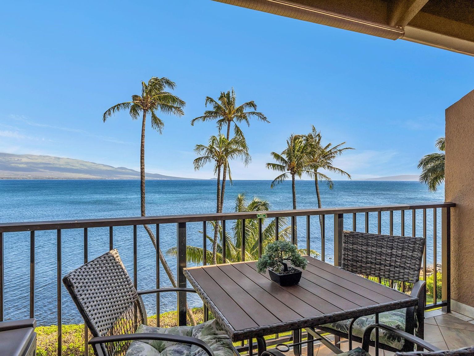 190 Hauoli St APT 412 Wailuku, HI 96793  | Condominium