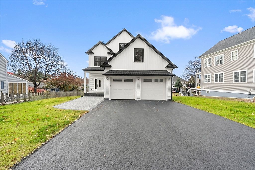 251 Clark Rd Lowell, MA 01852 - Thumbnail 2