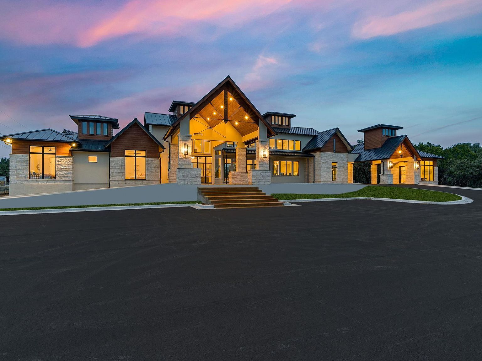 7505 E Us Highway 290 Johnson City, TX 78636 - Thumbnail 2