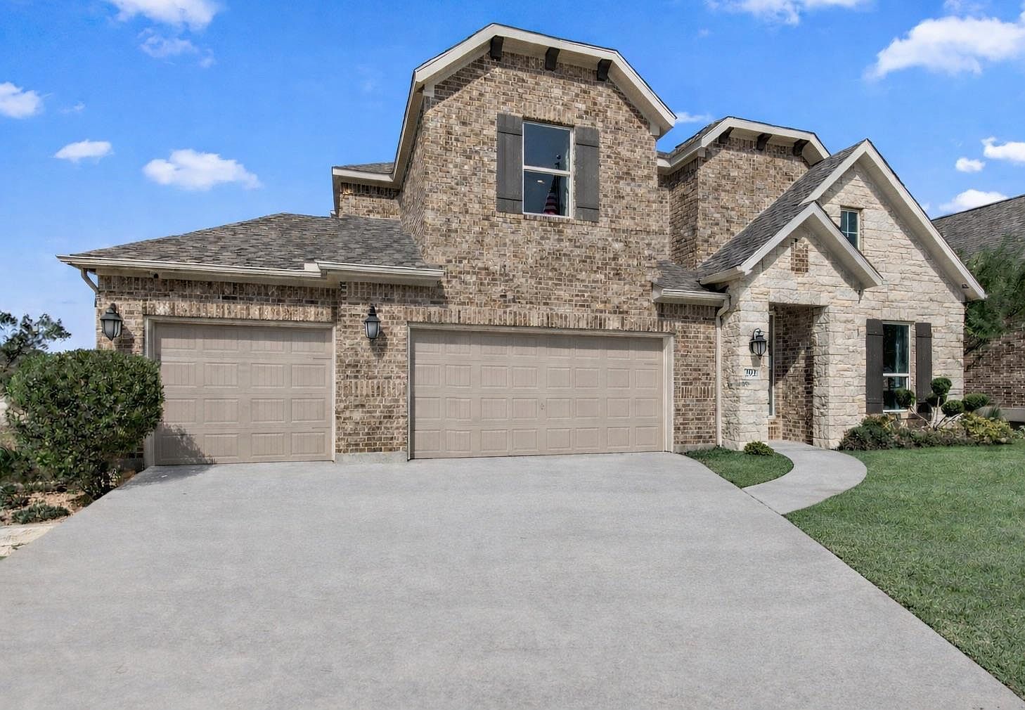 292 Milam Creek Dr Kyle, TX 78640 - Thumbnail 2