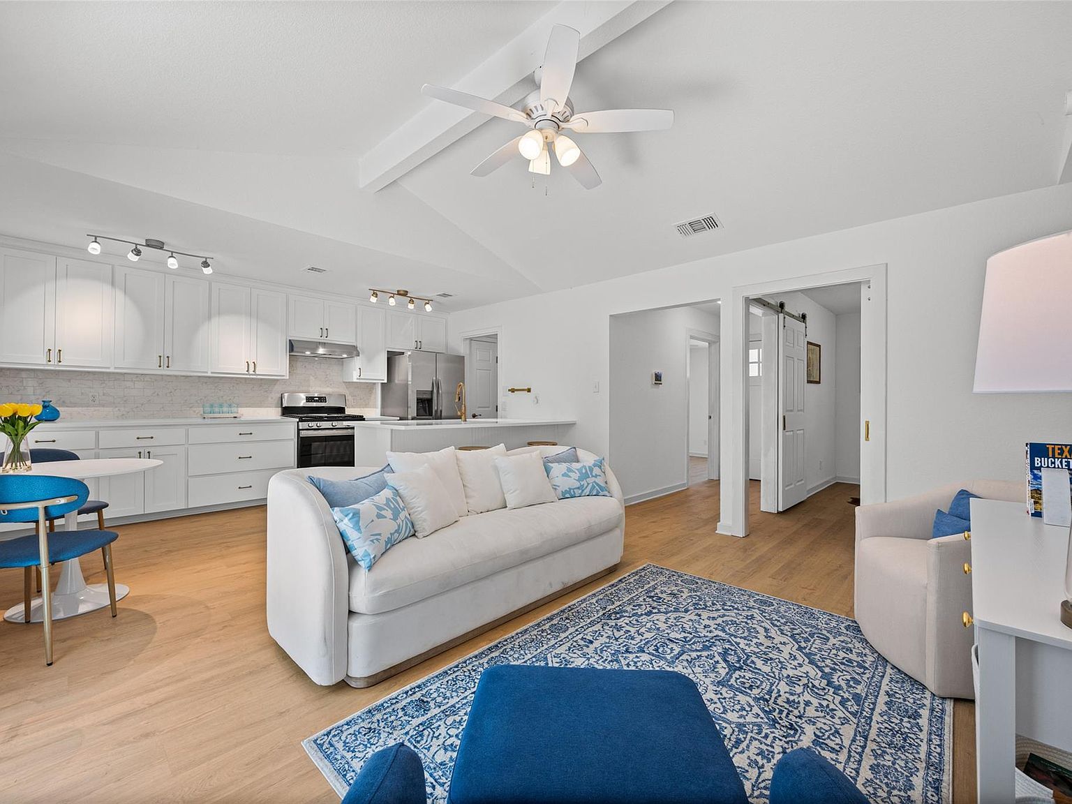 5500 Stuart Cir Austin, TX 78721  | Single Family