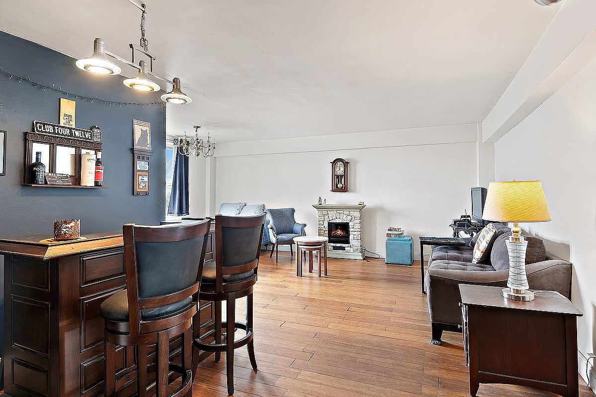 4320 Van Cortlandt Park E APT 6B Bronx, NY 10470 - Thumbnail 2