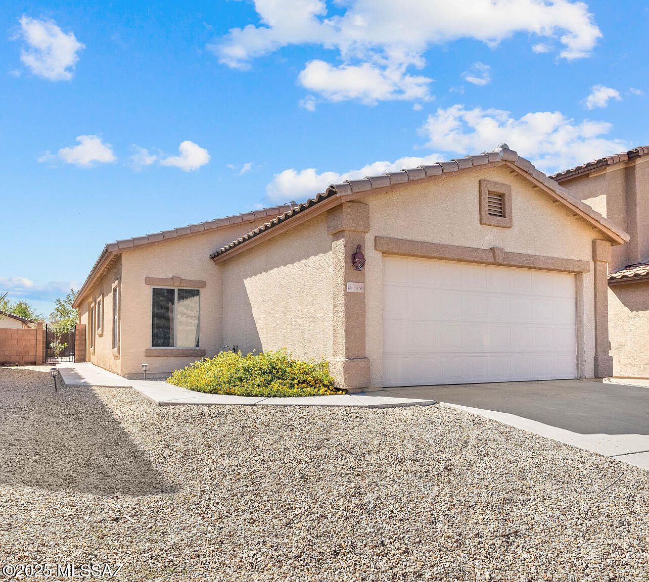 7650 E Majestic Palm Ln Tucson, AZ 85756 - Thumbnail 2