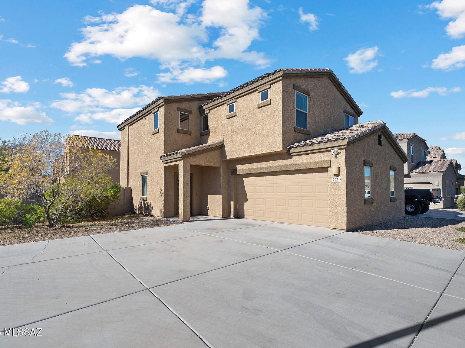 6543 E Brushback Loop Tucson, AZ 85756 - Thumbnail 2