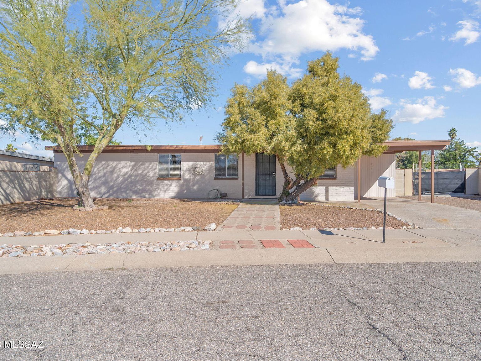 7739 E Pecan St Tucson, AZ 85730 - Thumbnail 2