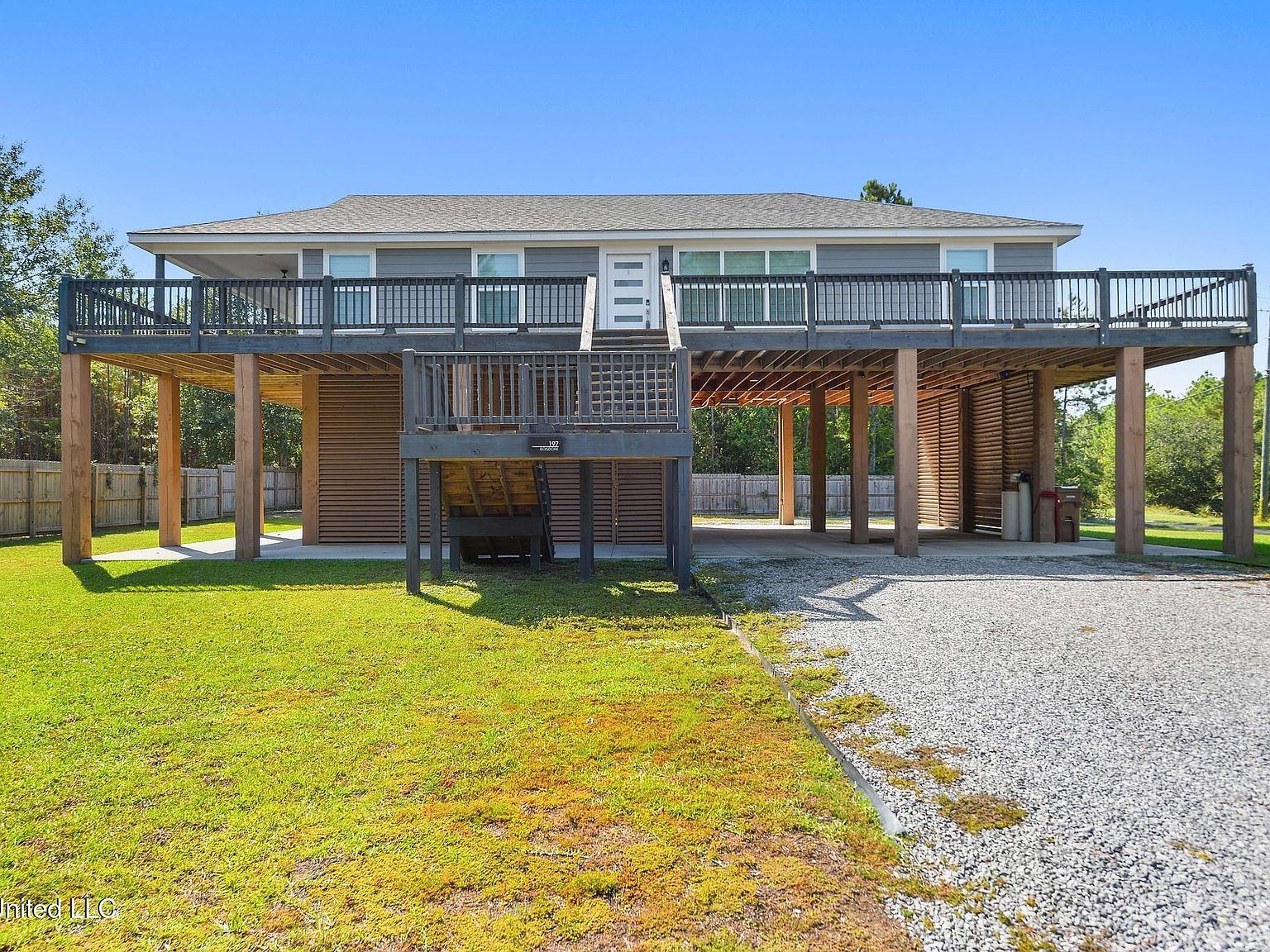 197 Boisdore Ave Pass Christian, MS 39571 - Thumbnail 2