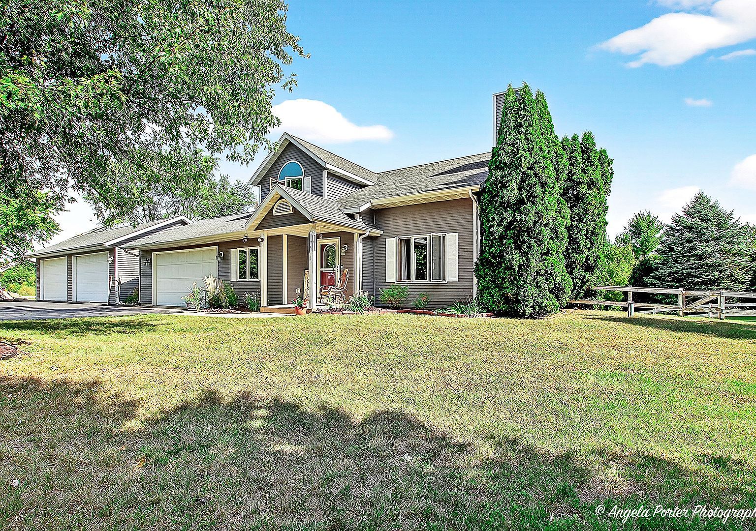 1408 Pond Rd Twin Lakes, WI 53181 - Thumbnail 2