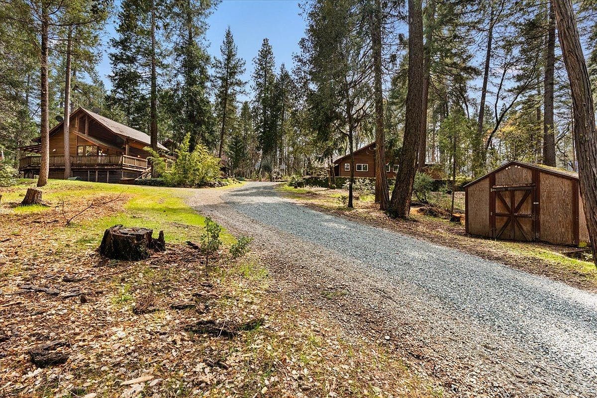 15397 Flying Cloud Dr Grass Valley, CA 95945 - Thumbnail 2