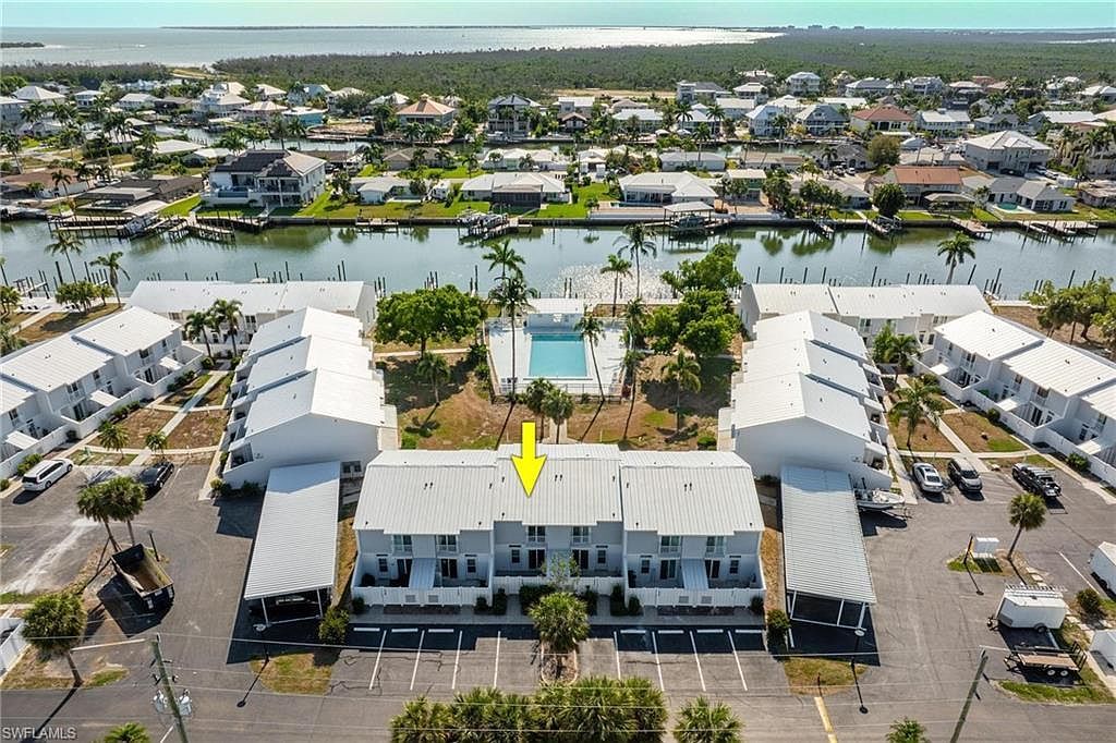 18044 San Carlos Blvd APT 134 Fort Myers Beach, FL 33931 - Thumbnail 2