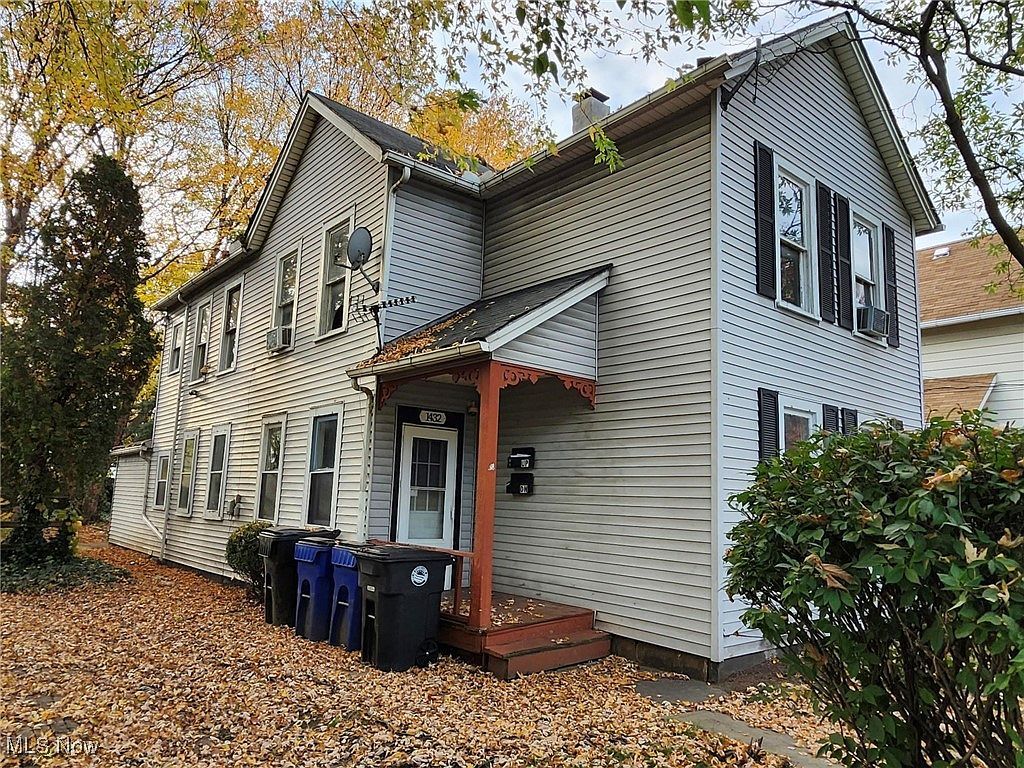 1432 E 52nd St Cleveland, OH 44103 - Thumbnail 2