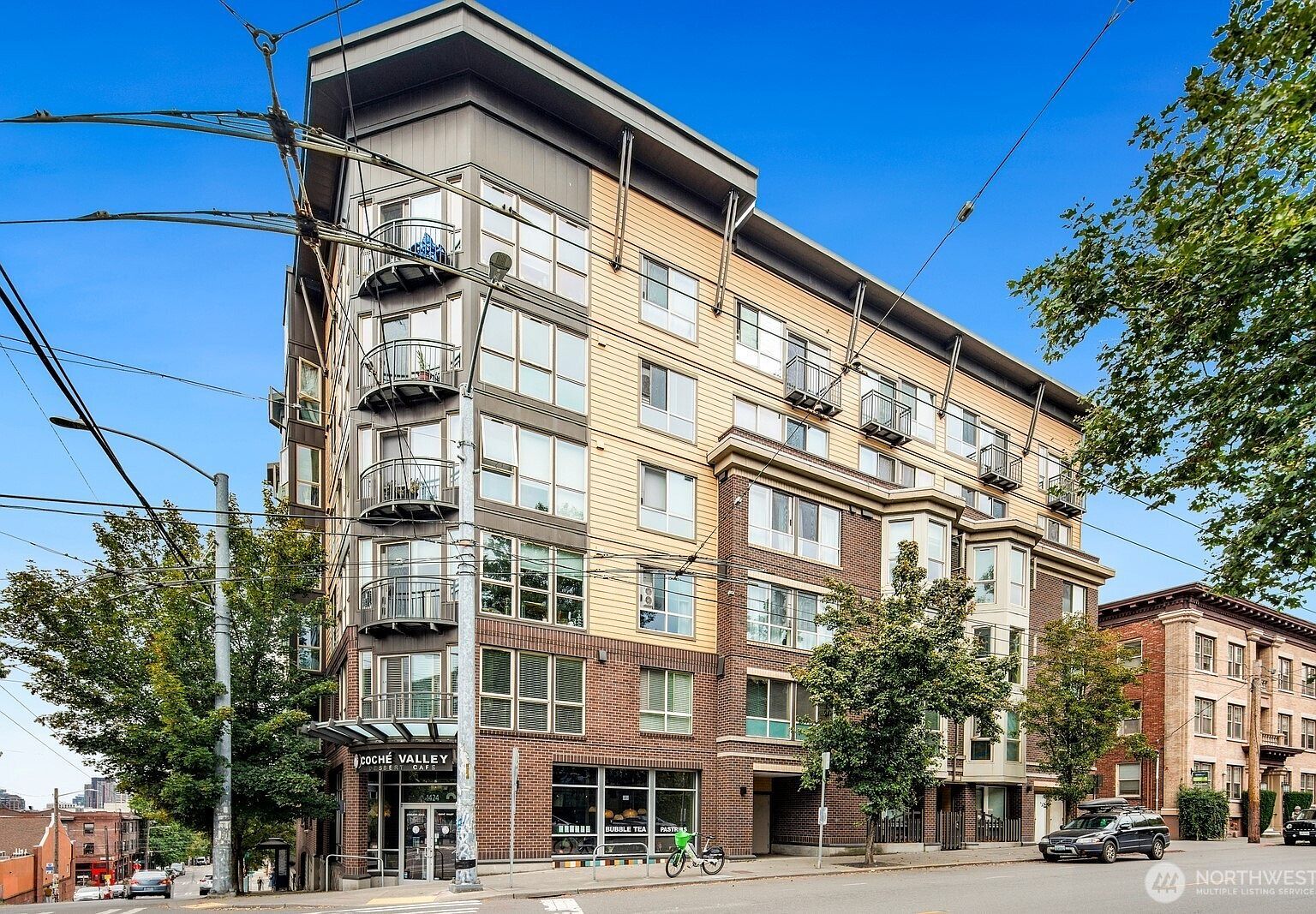 1420 E Pine St UNIT E307 Seattle, WA 98122 - Thumbnail 2