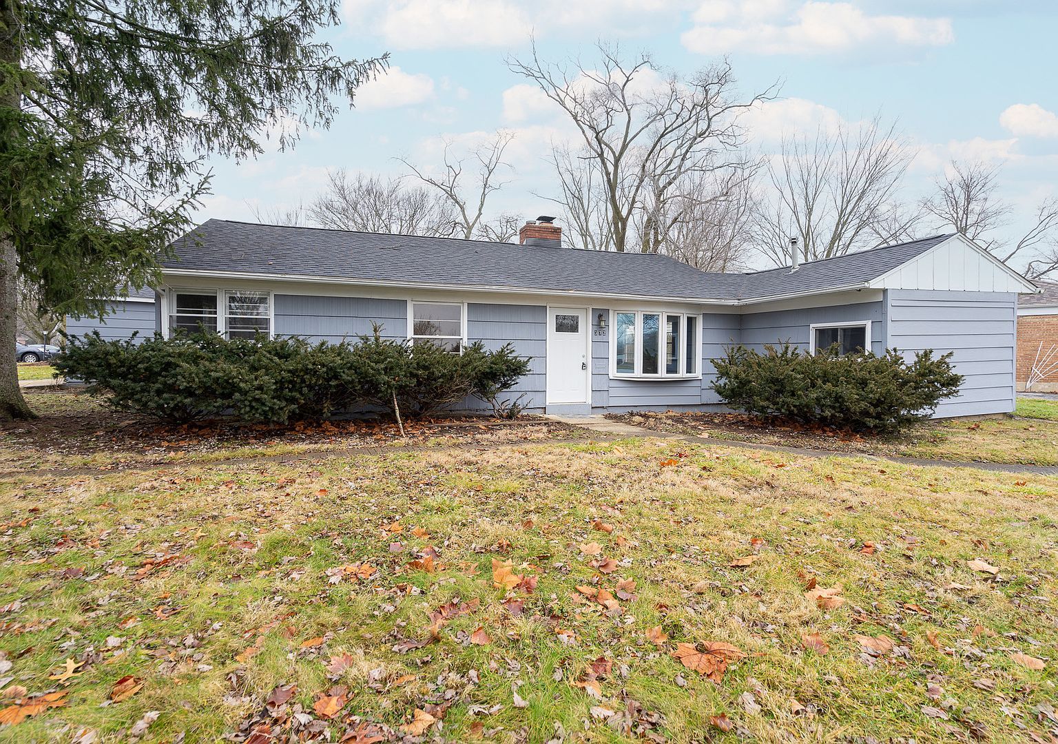 372 Oswego St Park Forest, IL 60466 - Thumbnail 2