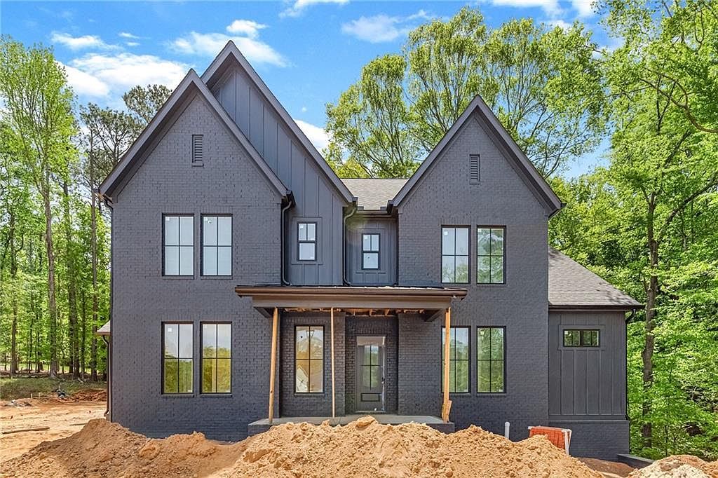 3846 Town Farms Dr Peachtree Corners, GA 30092 - Thumbnail 2