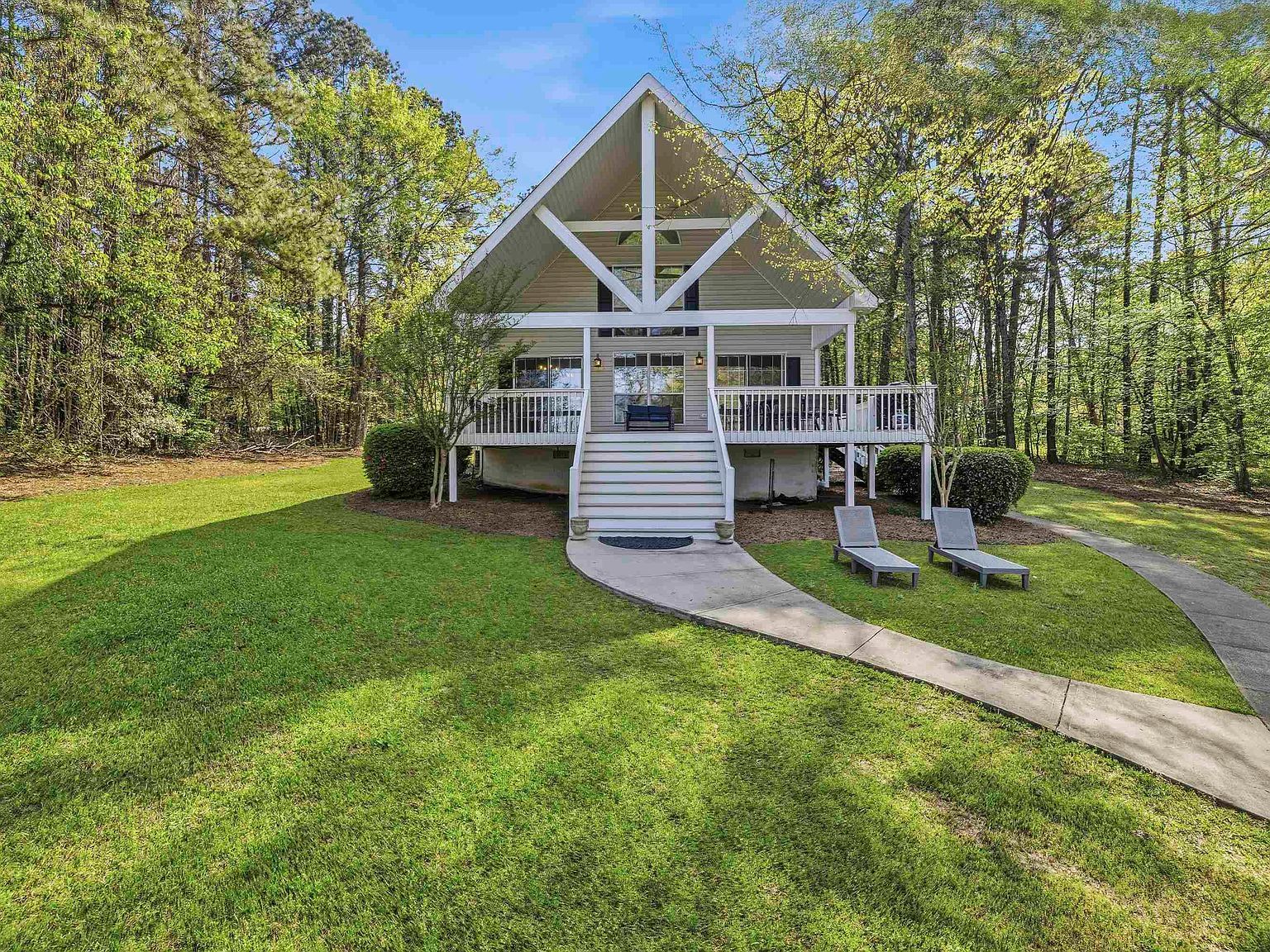195 Arrowhead Trl Eatonton, GA 31024  | Single Family