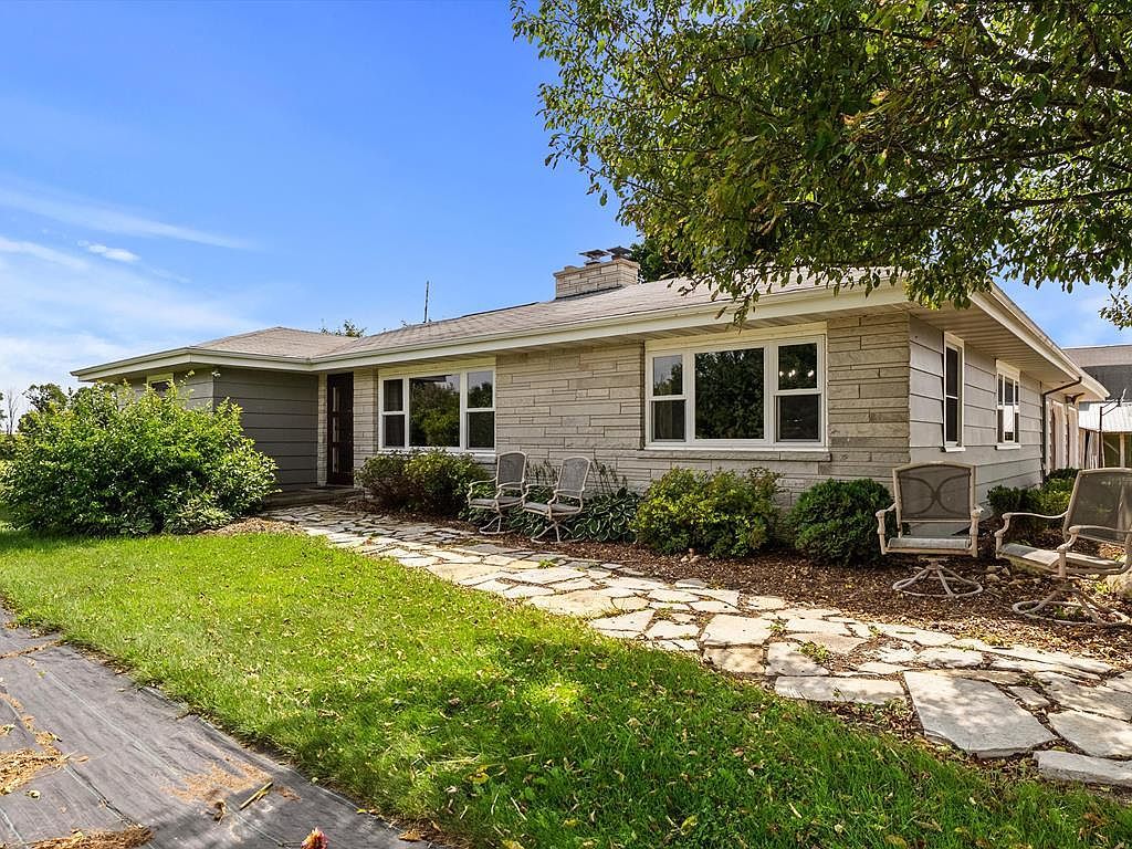 4216 Hwy 57 Sturgeon Bay, WI 54235  | Single Family