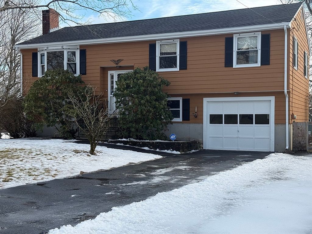21 Meadowvale Rd Burlington, MA 01803 - Thumbnail 2