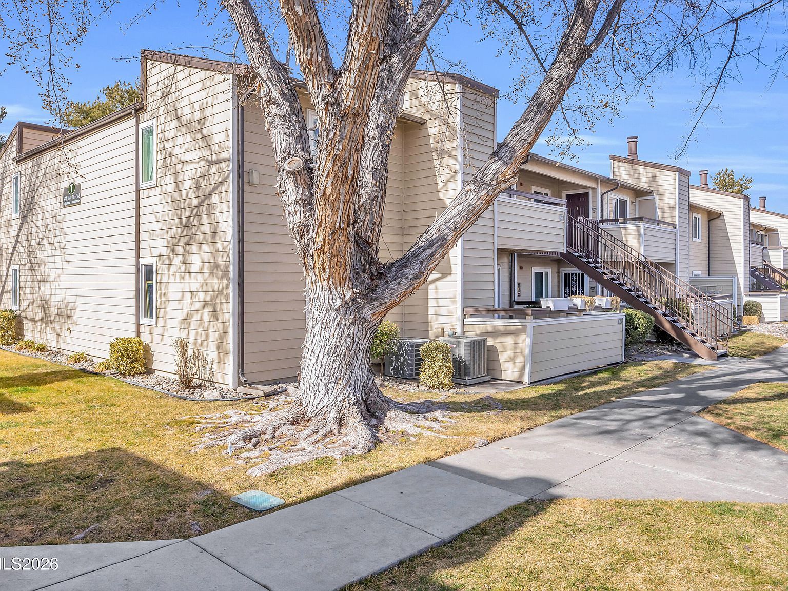 7680 Bluestone Dr #T-366 Reno, NV 89511 - Thumbnail 2