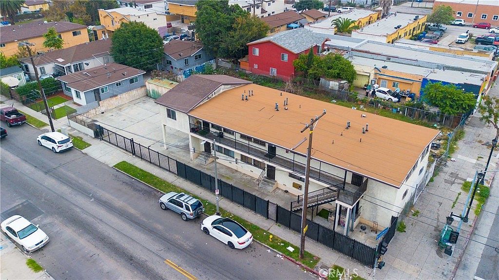 254 W 83rd St Los Angeles, CA 90003 - Thumbnail 2