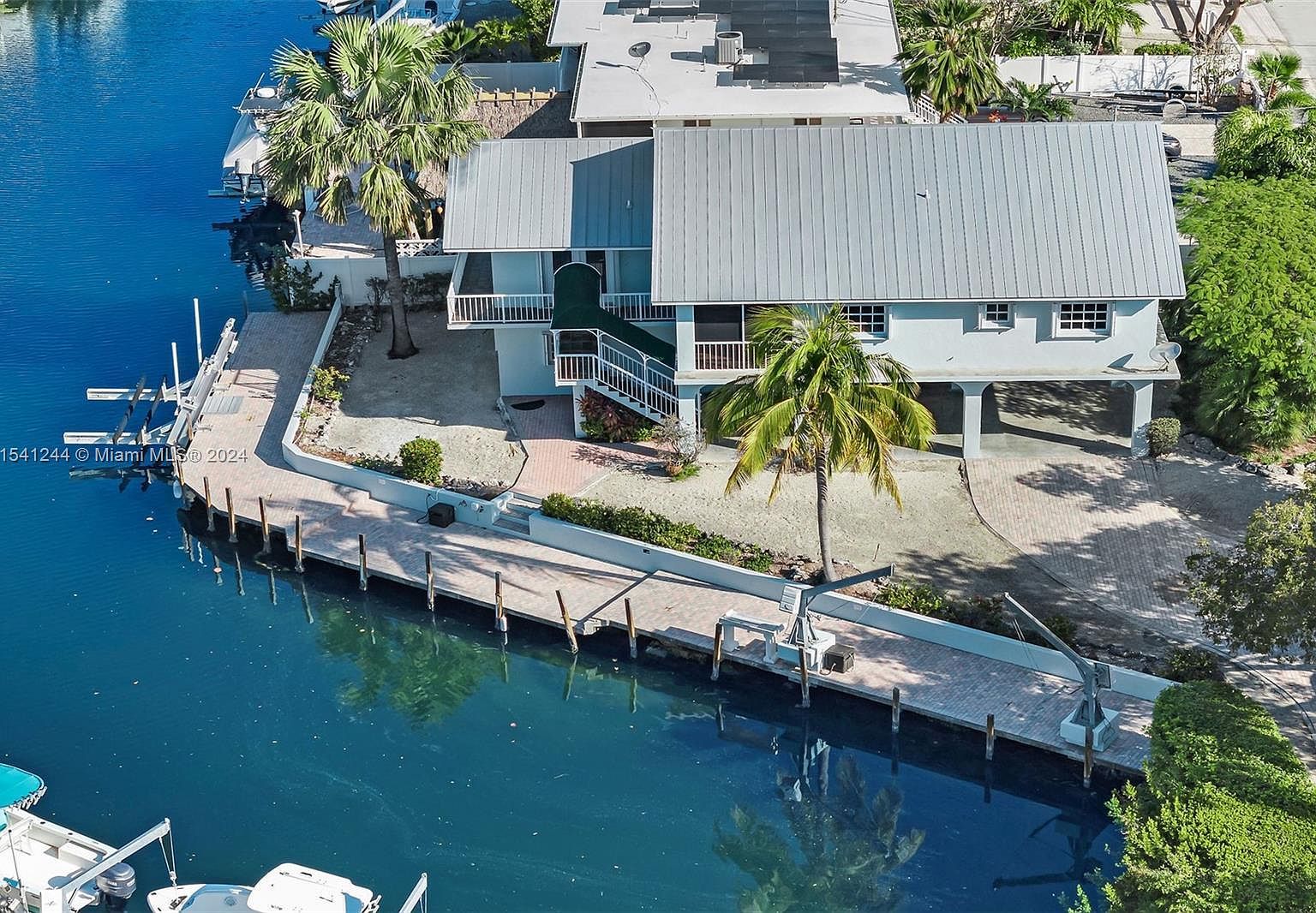 207 Mohawk St Plantation Key, FL 33036 - Thumbnail 2