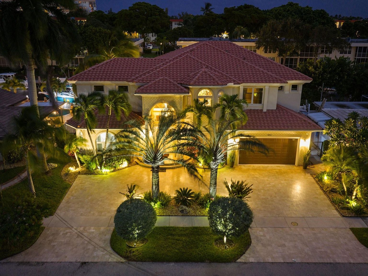 4850 NE 29th Ave Lighthouse Pt, FL 33064 - Thumbnail 2