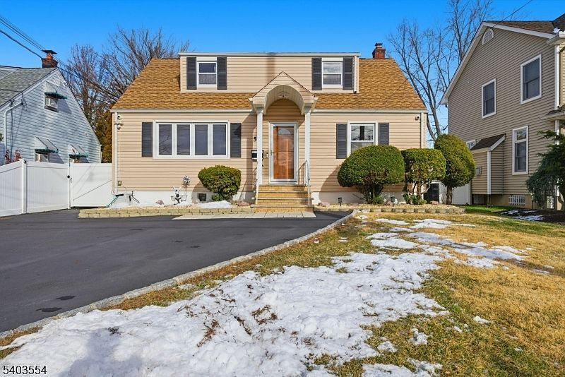 52 Broadway Clark, NJ 07066  | Single Family