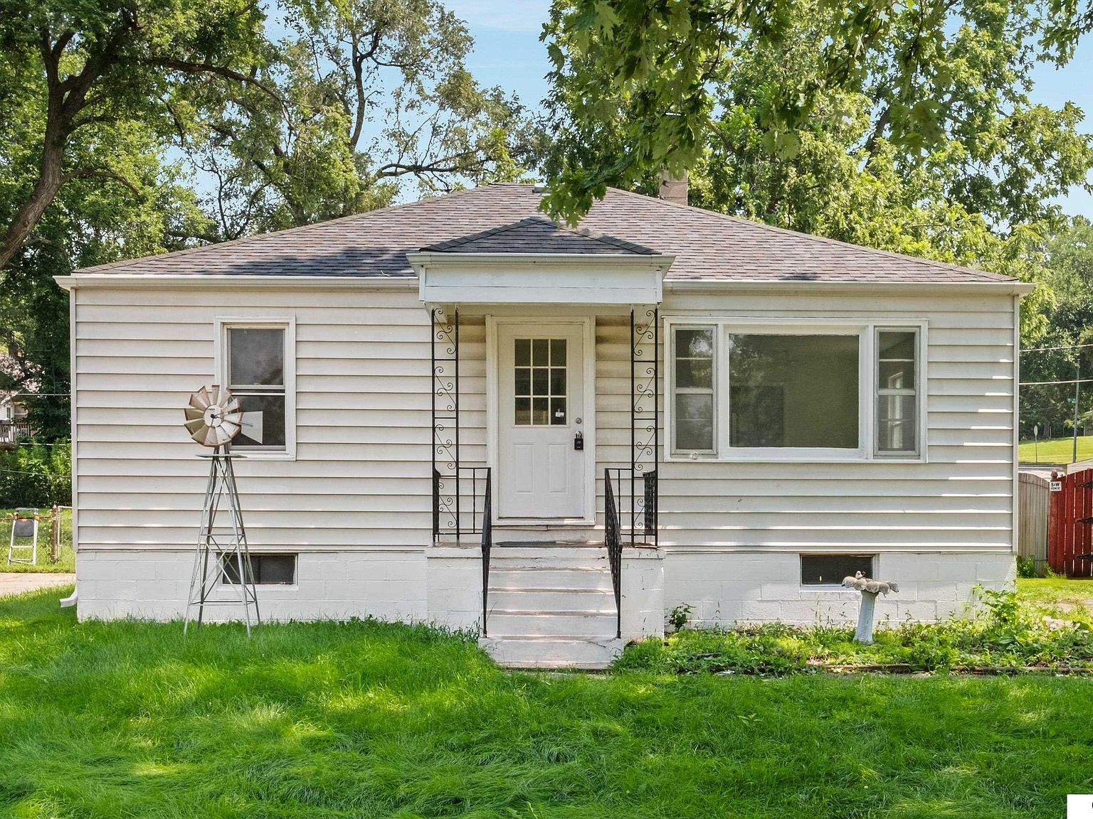 3705 N 56th St Omaha, NE 68104 - Thumbnail 2