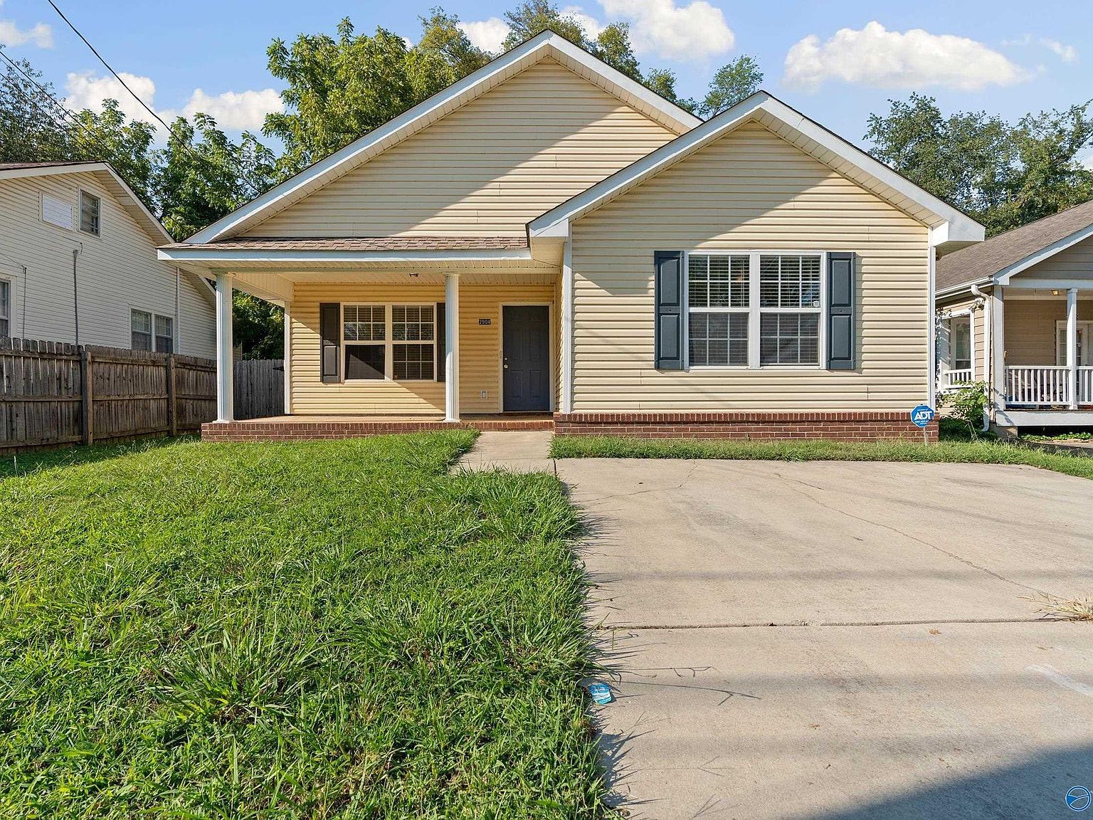 2904 Wilson Dr NW Huntsville, AL 35816 - Thumbnail 2