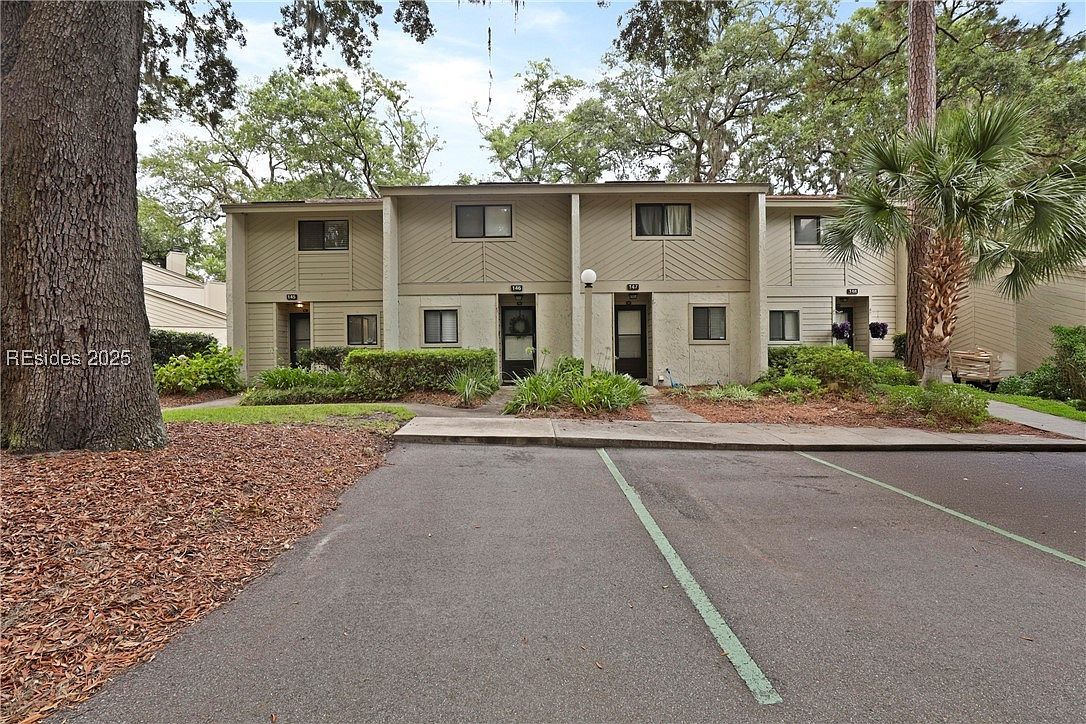 96 Mathews Dr APT 145 Hilton Head Island, SC 29926 - Thumbnail 2