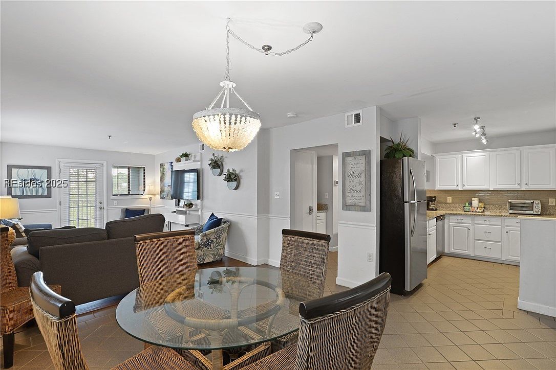 663 William Hilton Pkwy APT 3321 Hilton Head Island, SC 29928 - Thumbnail 2