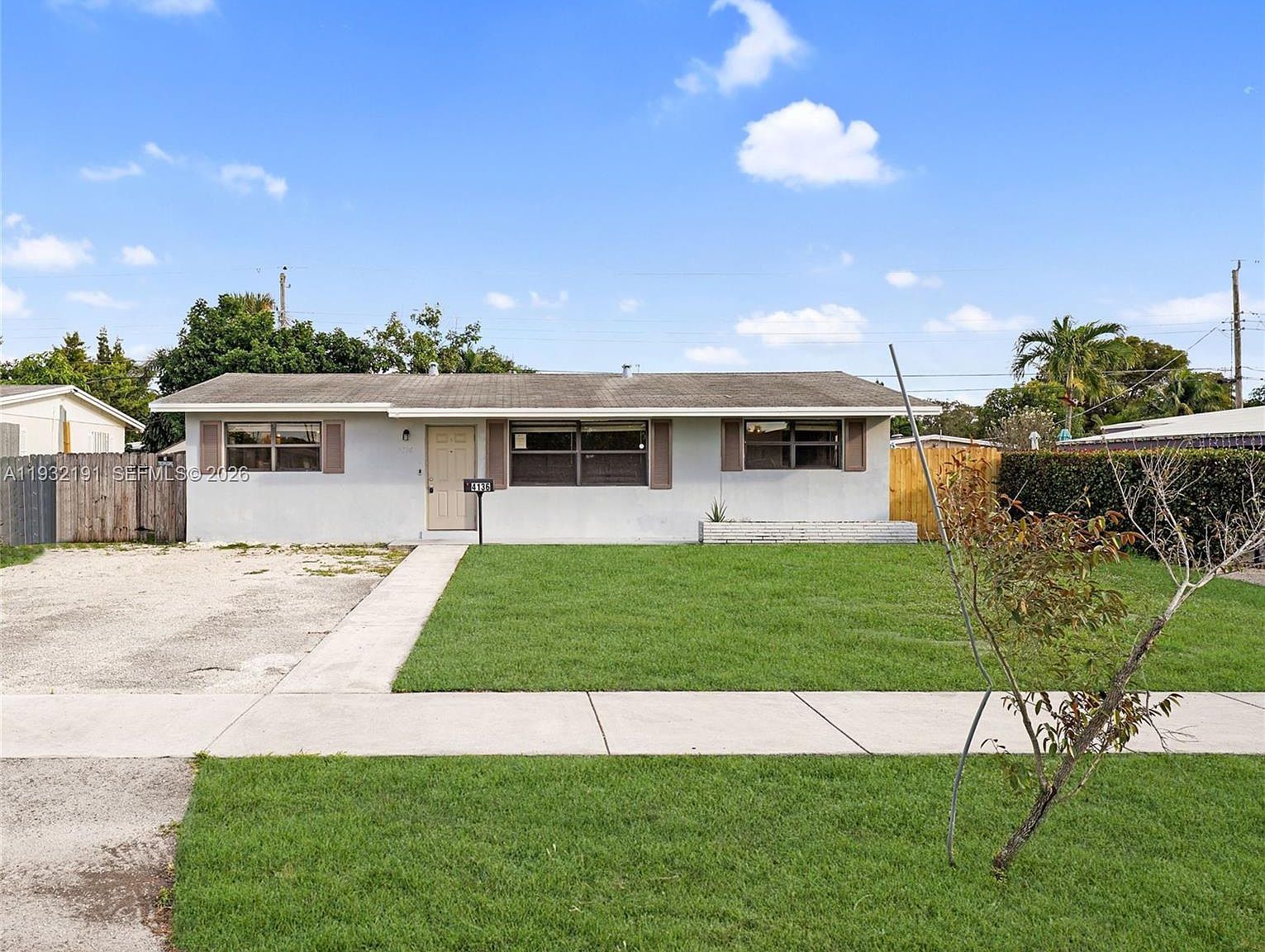 4136 NW 13th Ave Fort Lauderdale, FL 33309 - Thumbnail 2