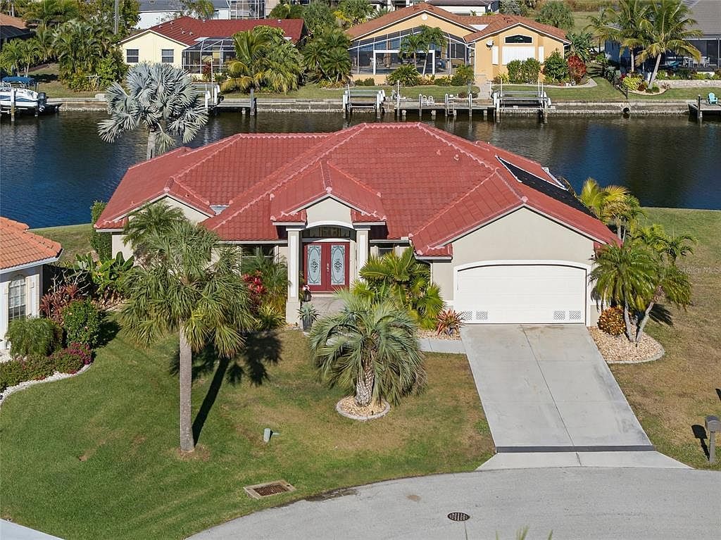 528 Marseilles Ct Punta Gorda, FL 33950 - Thumbnail 2