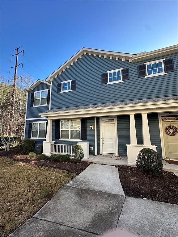 612 Lacy Oak Dr Chesapeake, VA 23320  | Condominium