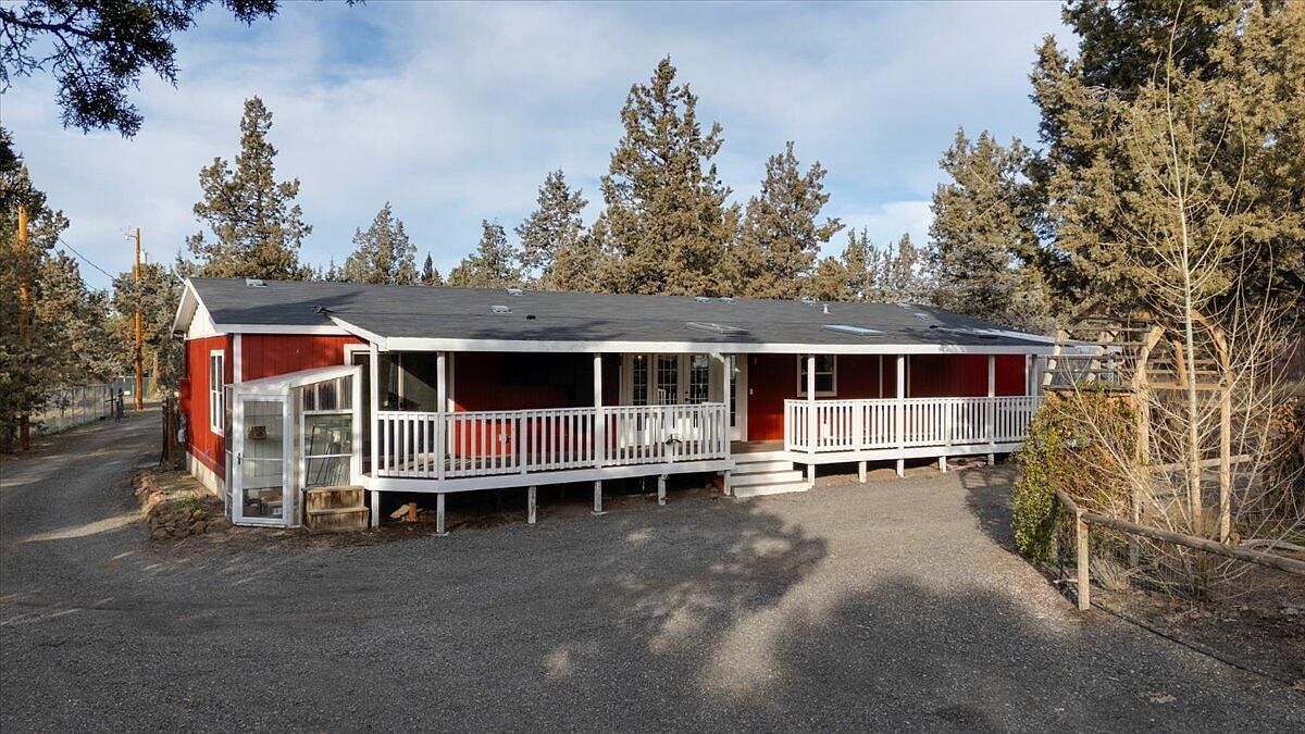 12313 SW Lords Pl Terrebonne, OR 97760 - Thumbnail 2