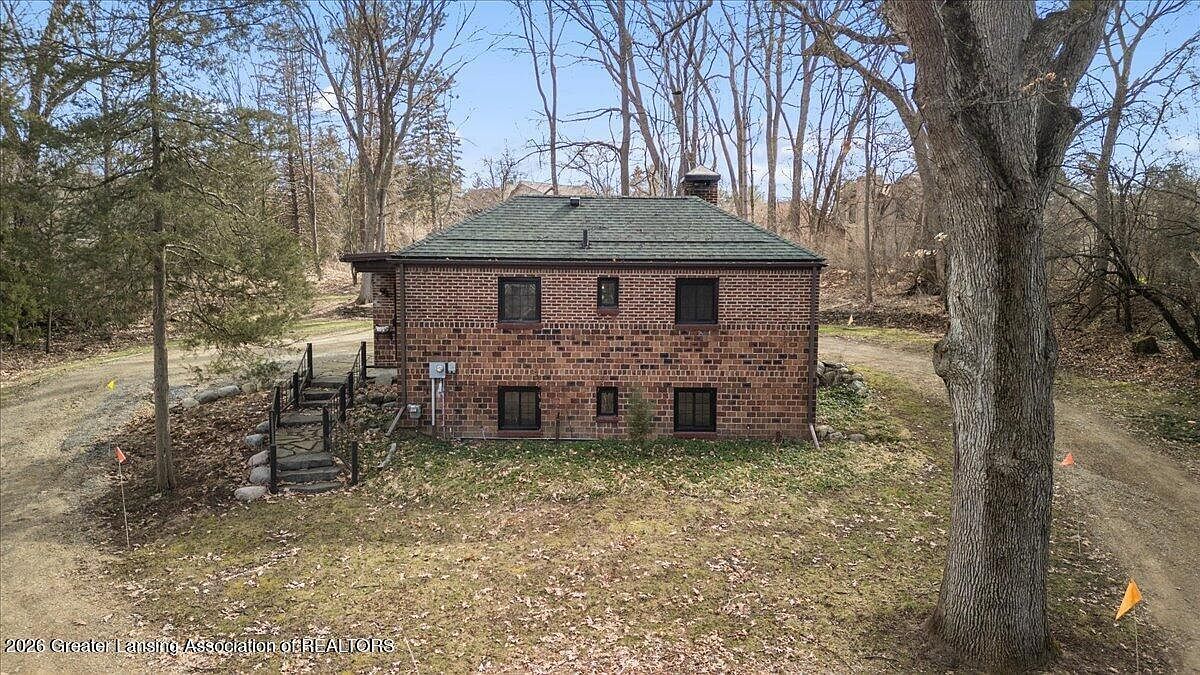 2593 Mount Hope Rd Okemos, MI 48864 - Thumbnail 2