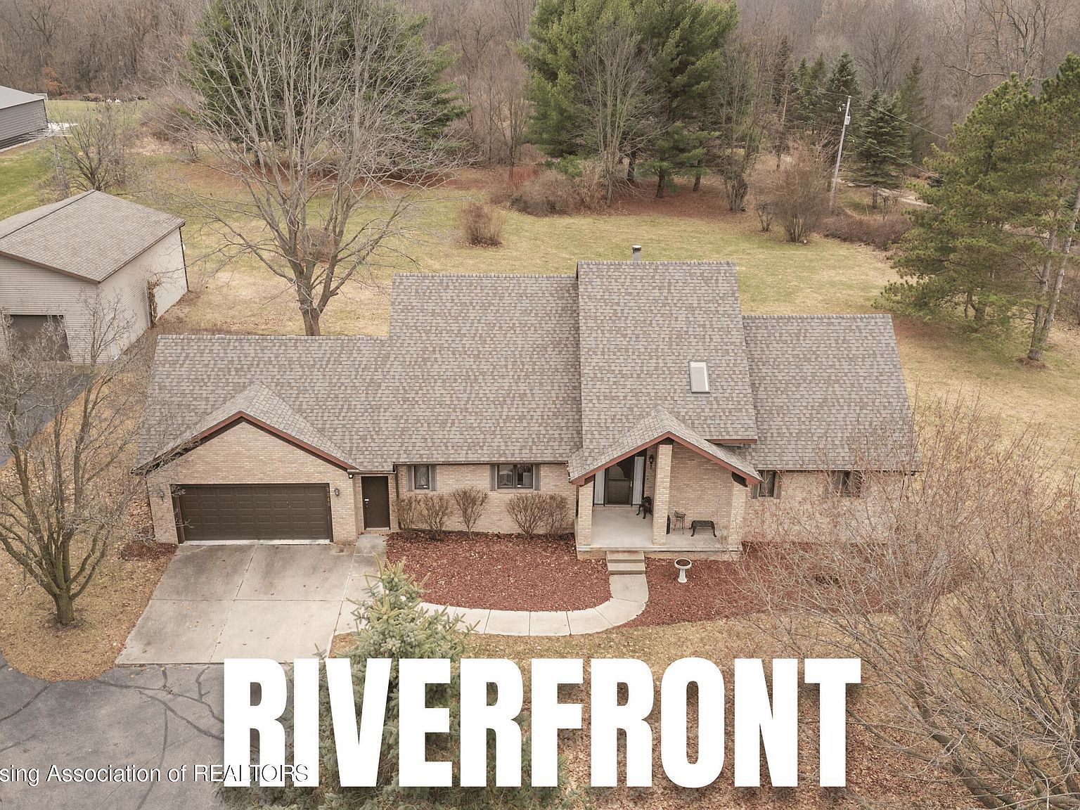 1840 E Round Lake Rd Dewitt, MI 48820 - Thumbnail 2