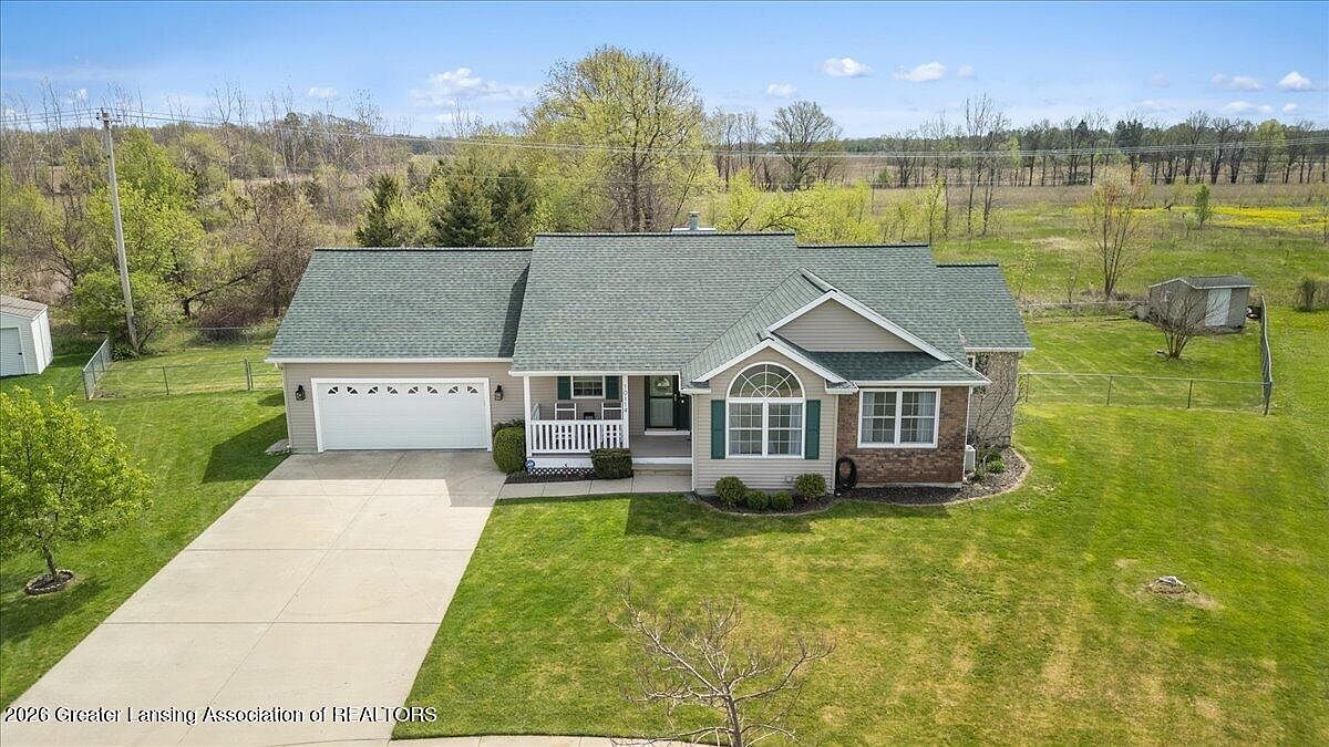 10114 Roblyn Cir Dimondale, MI 48821  | Single Family