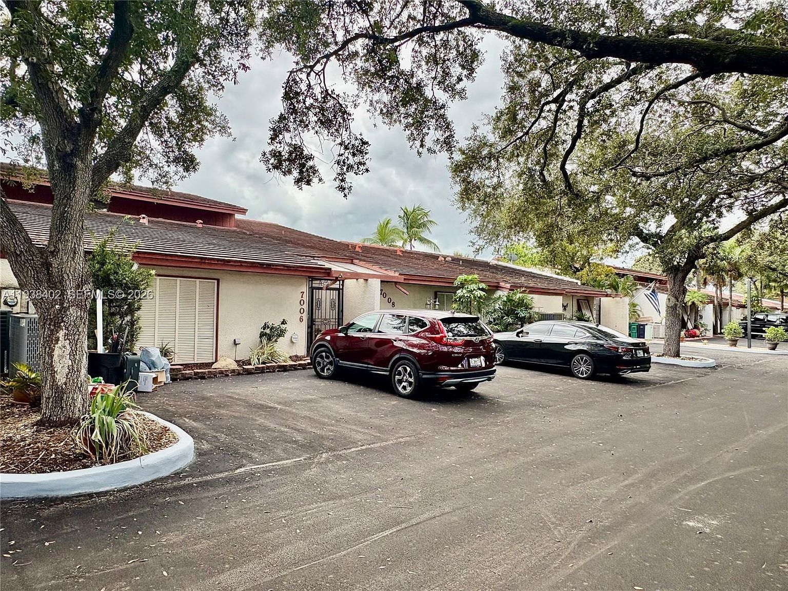 7006 Loch Isle Dr N Miami Lakes, FL 33014 - Thumbnail 2