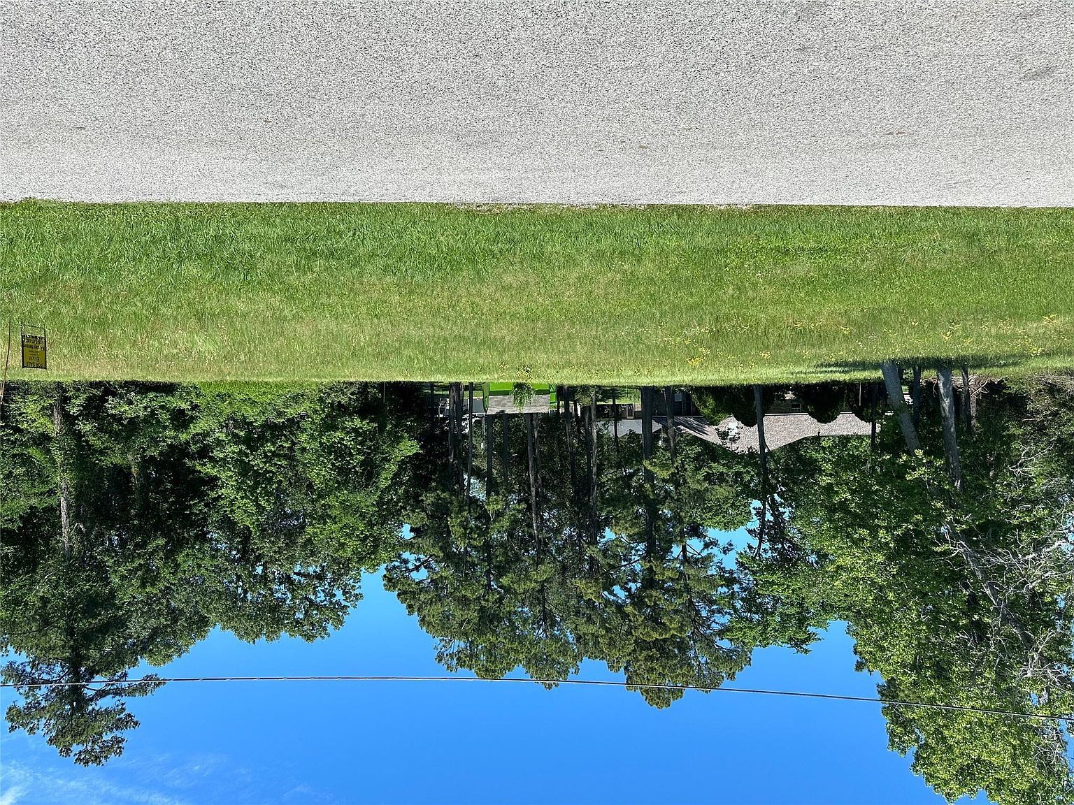 611 Bridgeview Dr Onalaska, TX 77360 - Thumbnail 2